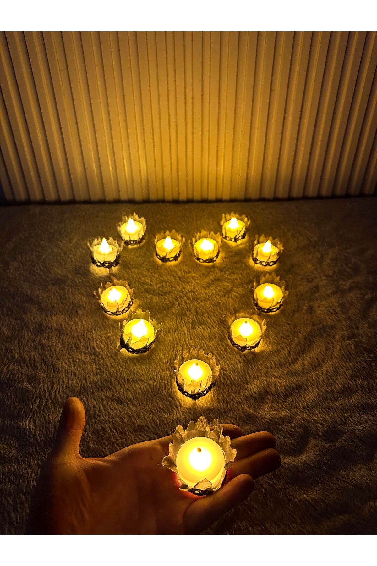 Saten Çiçekli Kına El Mumu 12 Adet – Düğün, Sünnet, Nedime, Bride, Kına