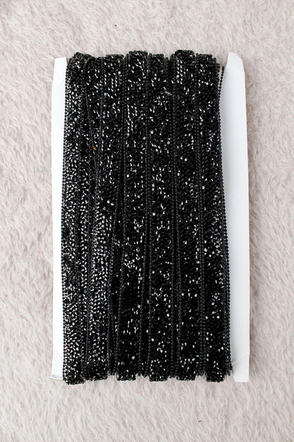 Siyah Parlak Taşlı Su Yolu Ütü ile Yapışan Hotfix 1 Metre (100 Cm) Dekoratif Taş Şerit – Abiye, Elbise, Çanta, Ayakkabı, Tekstil, Takı Tasarımı ve Hobi Süsleme İçin Dekoratif Bant