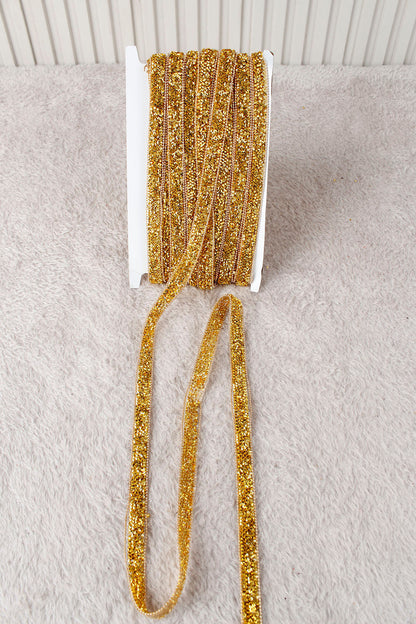 Gold Parlak Taşlı Su Yolu Ütü ile Yapışan Hotfix 1 Metre (100 Cm) Dekoratif Taş Şerit – Abiye, Elbise, Çanta, Ayakkabı, Tekstil, Takı Tasarımı ve Hobi Süsleme İçin Dekoratif Bant